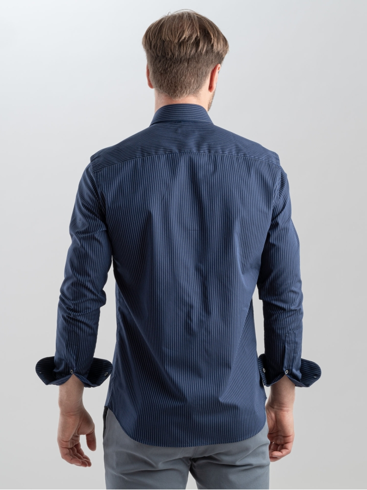 Camicia uomo gessata in tessuto popeline