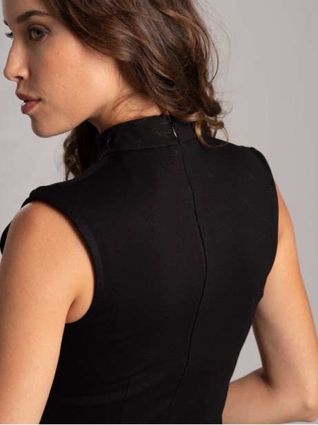 Abiti donna smanicato in tessuto punto milano 2