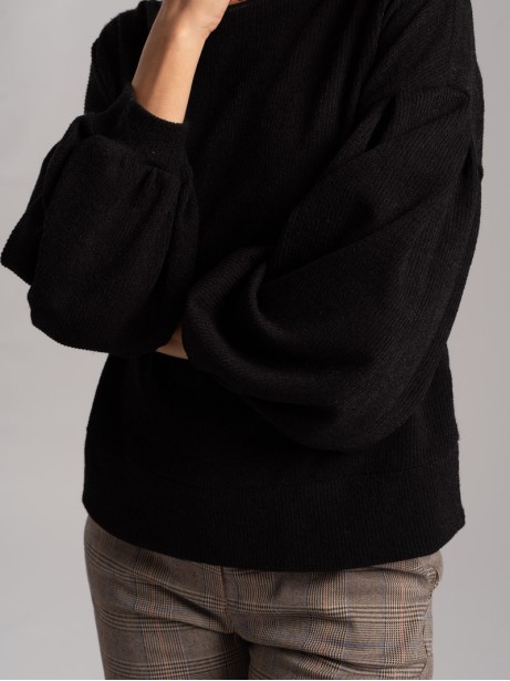 Maglia donna tinta unita  in filato moulinè 2