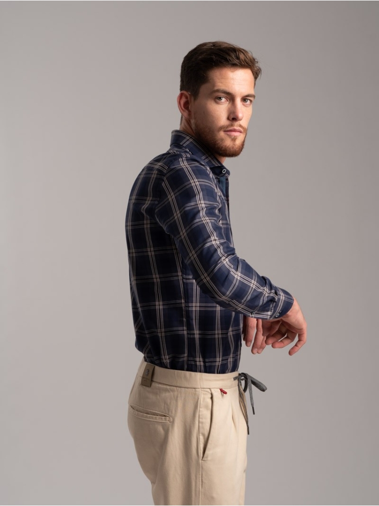 Camicia uomo madras bicolor in tessuto twill collo semi francese