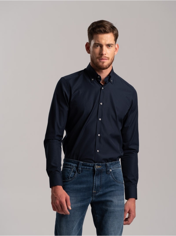 Camicia uomo tinta unita in popeline...