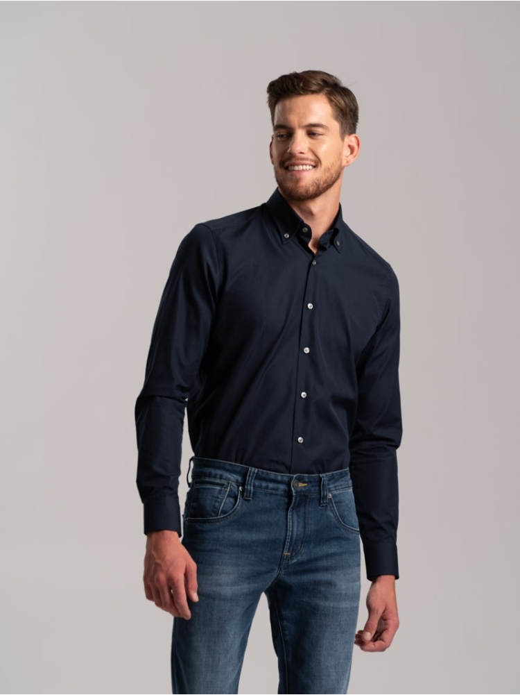 Camicia uomo tinta unita in popeline...