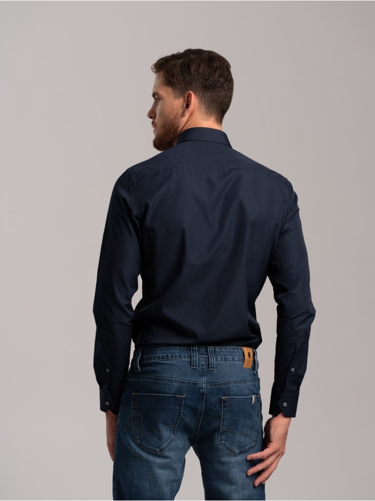 Camicia uomo tinta unita in popeline...