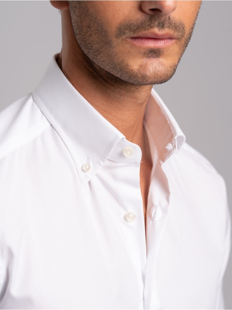 Camicia uomo tinta unita in popeline...