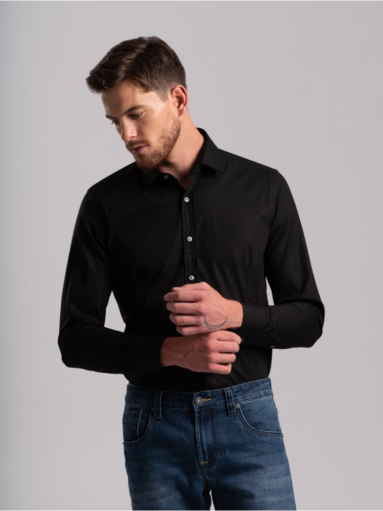 Camicia uomo tinta unita in popeline...