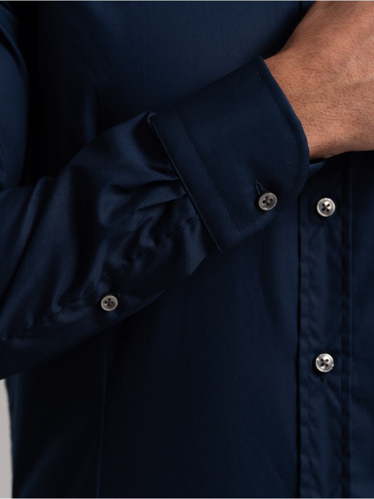 Camicia uomo tinta unita in popeline...