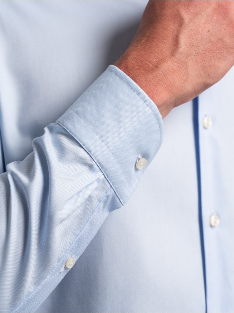 Camicia uomo tinta unita realizzata...