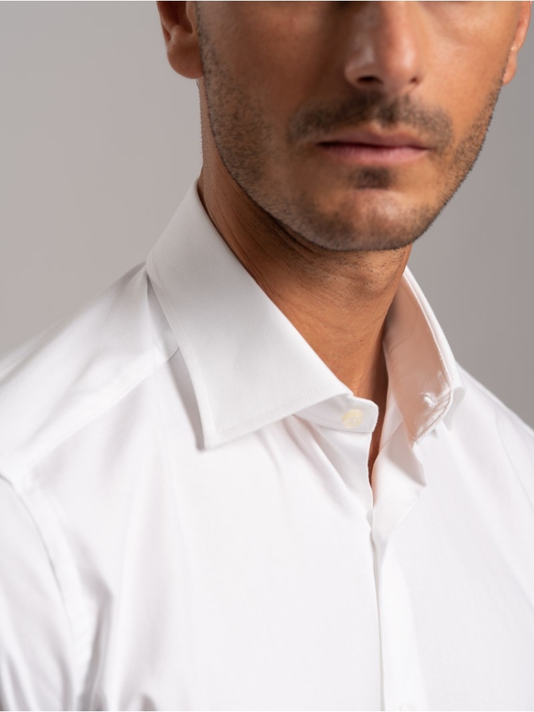 Camicia uomo tinta unita regular fit...
