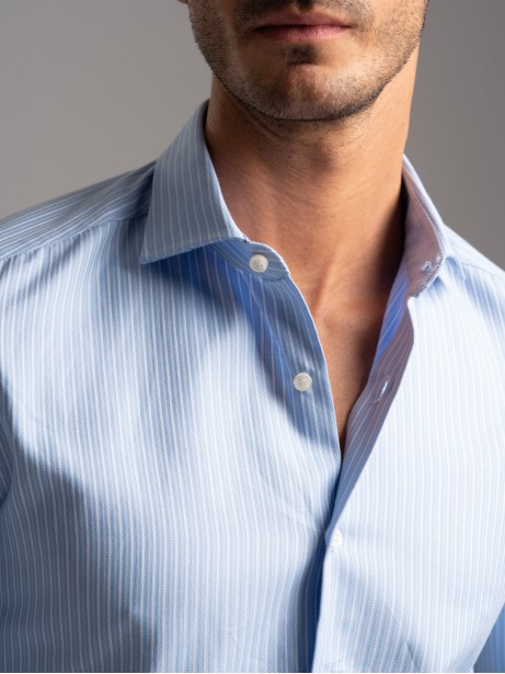 Camicia uomo in tessuto twill micro spina pesce collo semi francese 2