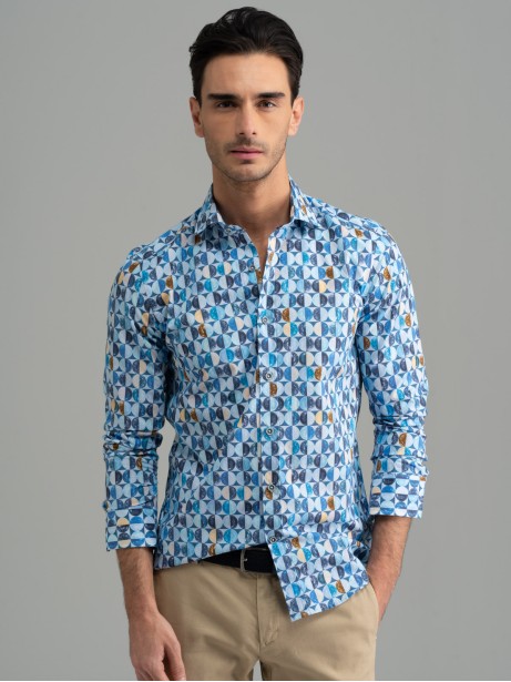 Camicia uomo fantasia a cerchi collo semi francese