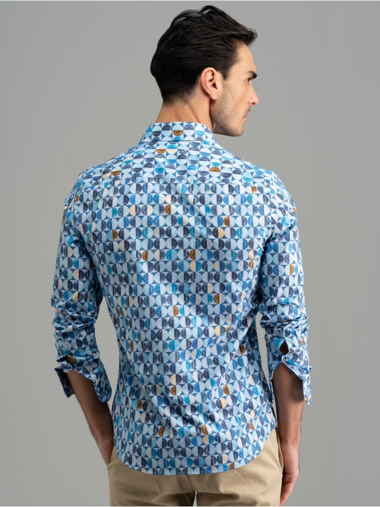 Camicia uomo fantasia a cerchi collo semi francese