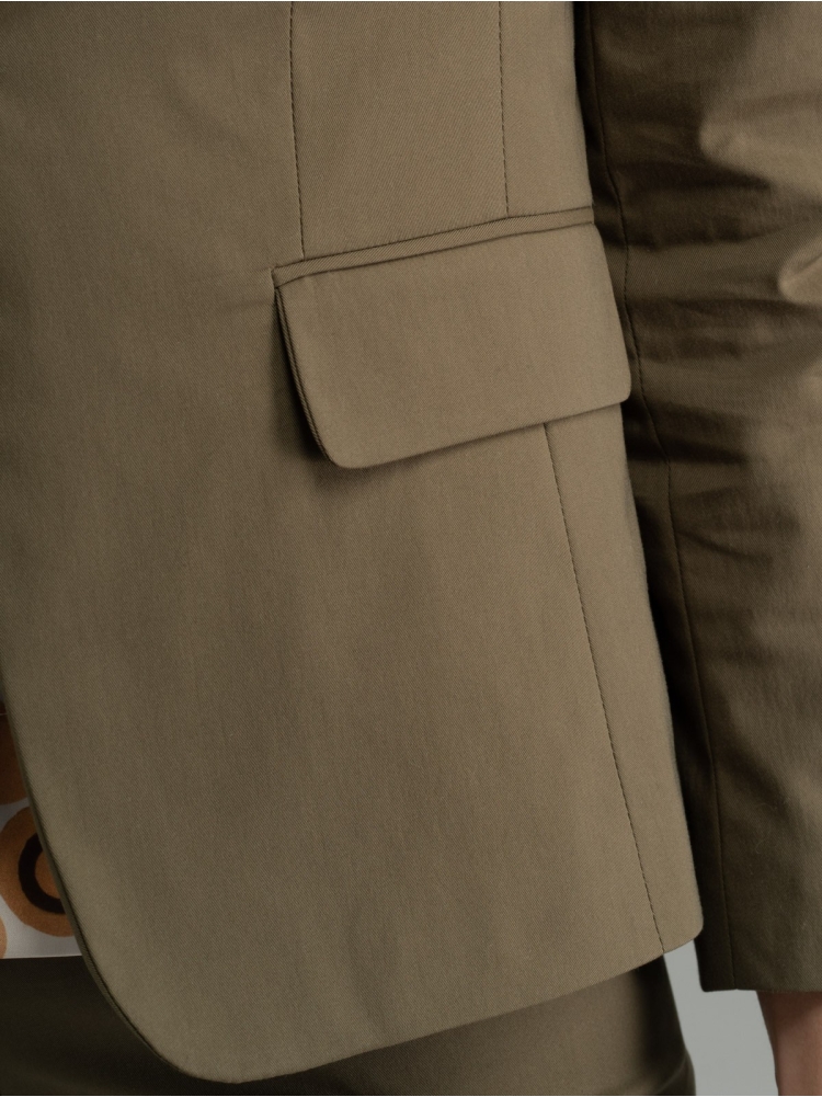 Giacca donna verde militare sciancrata un bottone