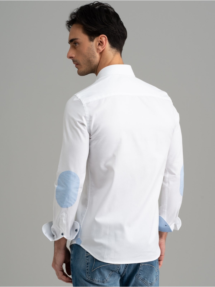 Camicia uomo bianca con toppe e collo semi francese