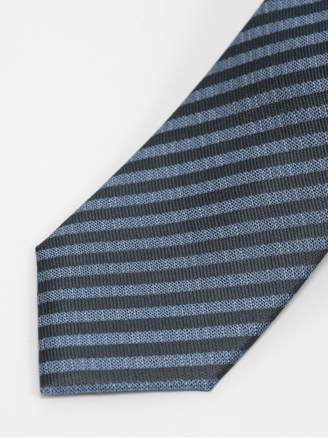 Cravatta uomo avio riga pari pari 2