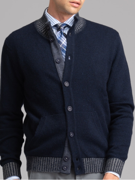 Giubbino uomo in maglia di lana con bottoni e toppe 2