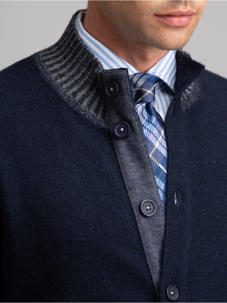 Giubbino uomo in maglia di lana con bottoni e toppe