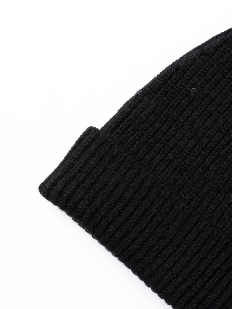 Cappellino donna in maglia a coste inglese