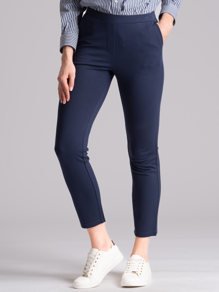 Pantalone donna aderente in Punto Milano