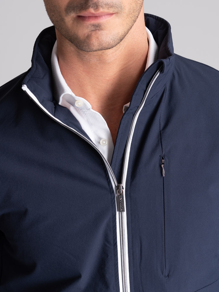 Giubbino uomo sportivo con imbottitura e cappuccio