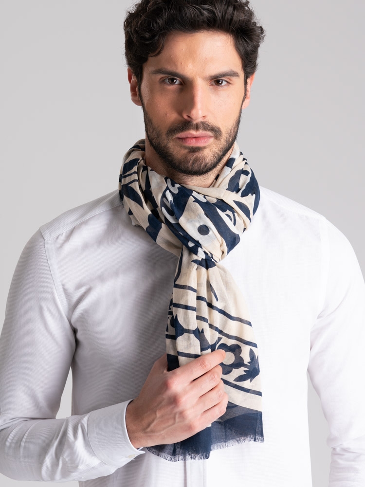 Sciarpa uomo con fantasia maxi fiore sfrangiata