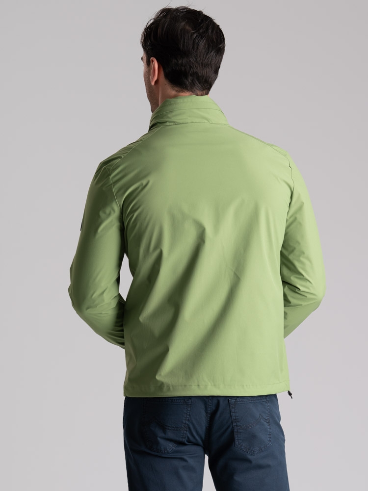 Giubbino uomo sportivo con due tessuti e imbottitura davanti