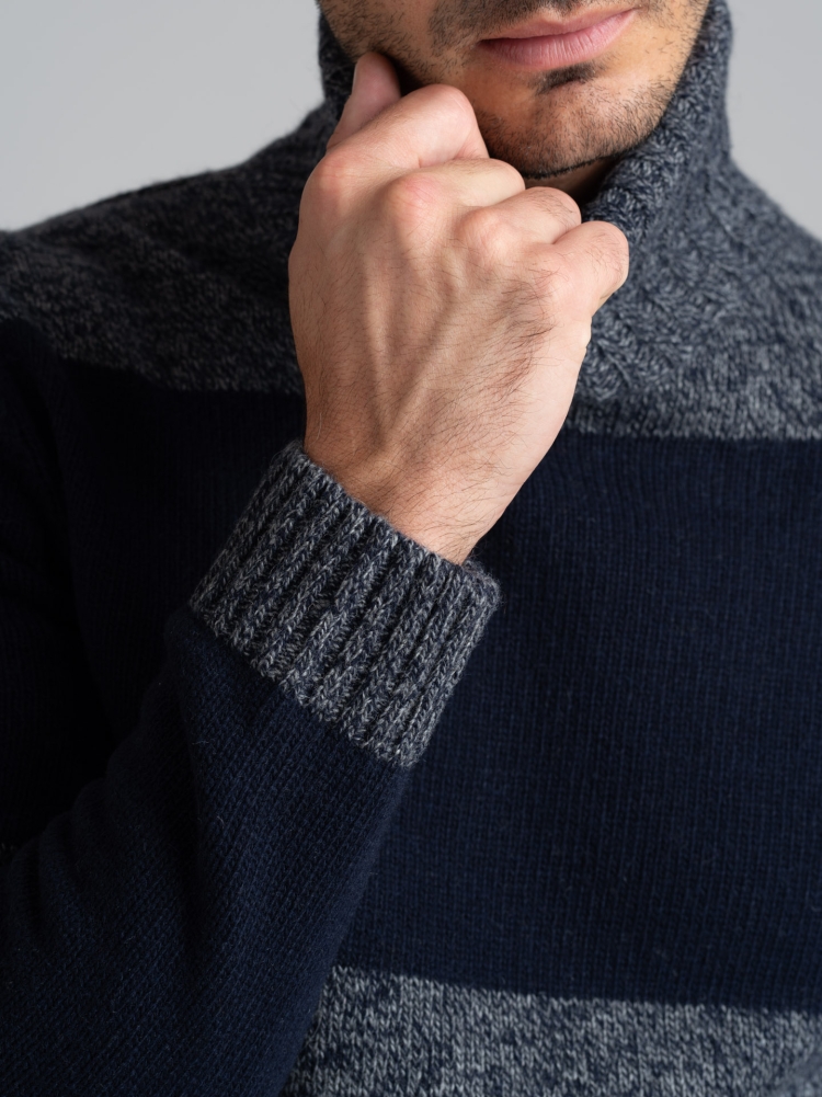 Maglia uomo dolcevita mouliné con inserti in tono melange