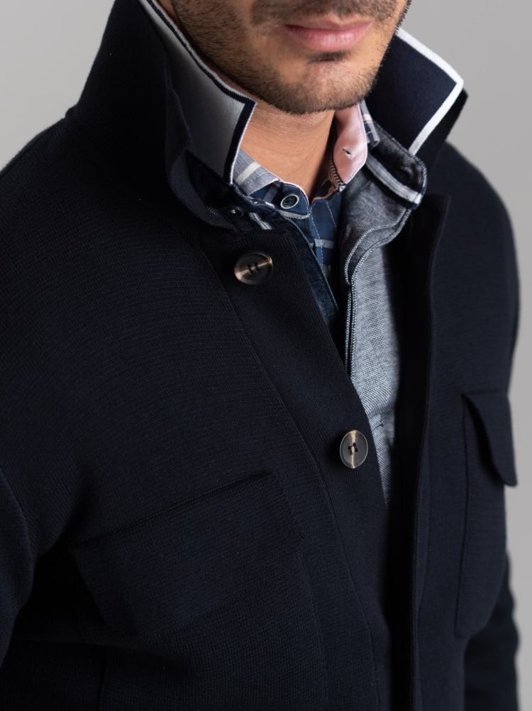 Maglia uomo modello giacca con tasche