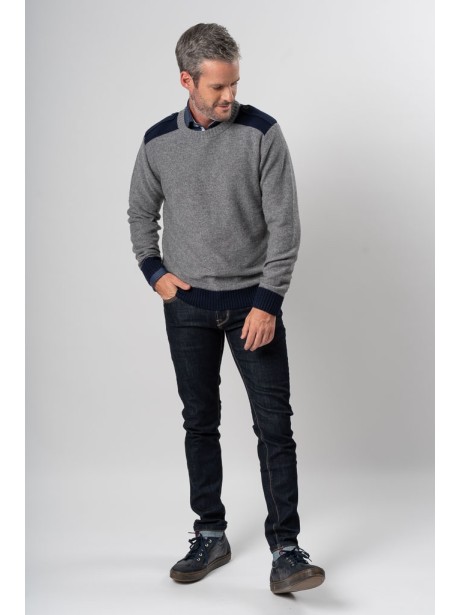 Maglia girocollo con bottoni