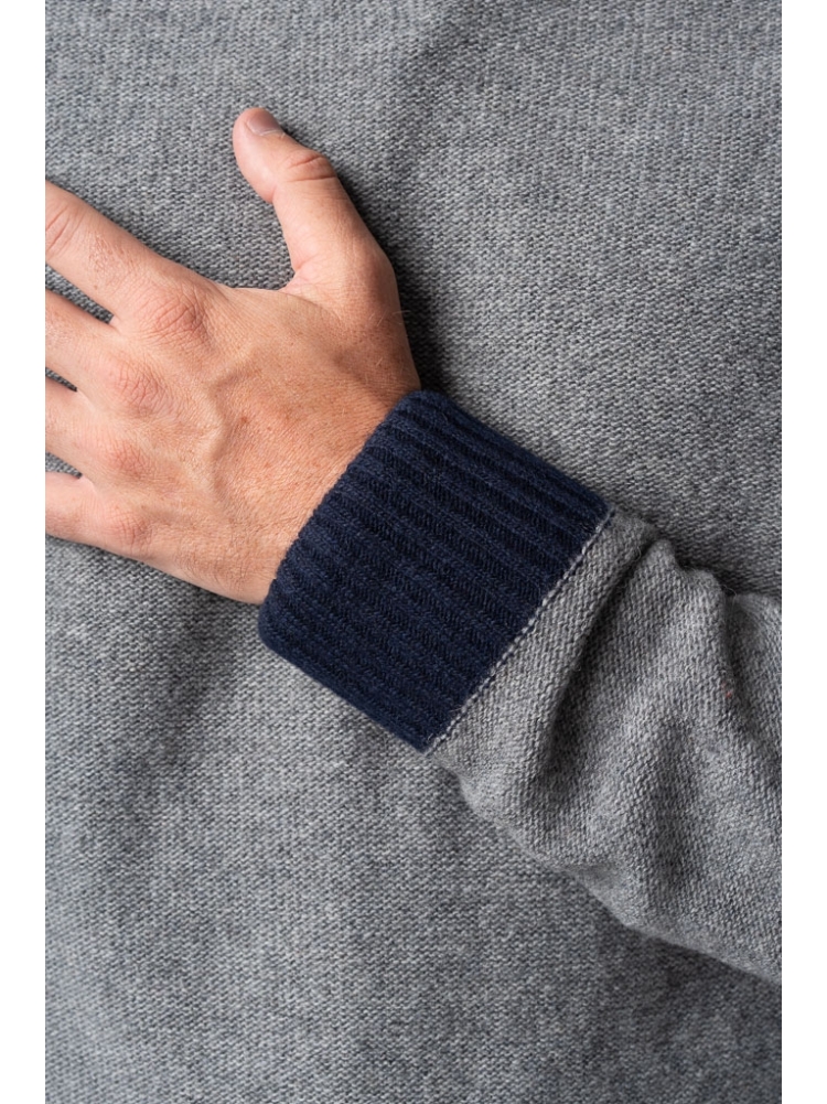 Maglia girocollo con bottoni