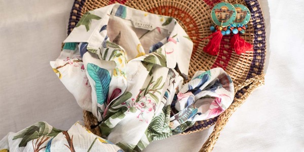 7 Buoni Motivi per Avere almeno una Camicia Floreale nell’armadio