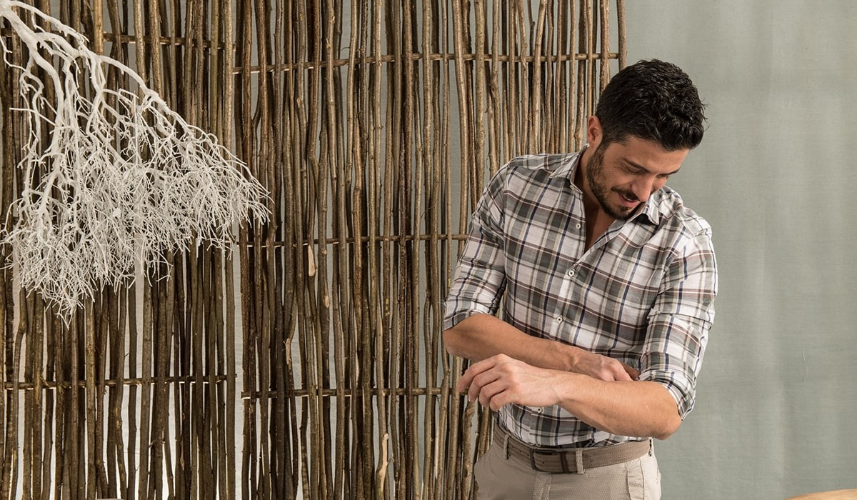 3 metodi infallibili per arrotolare le maniche della camicia